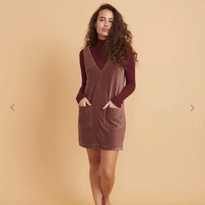 Maroon V-neck dress from Marine Layer. Size small and like new!